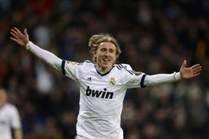 Luka Modric wallpaper-indispensable-to-Real-Madrid